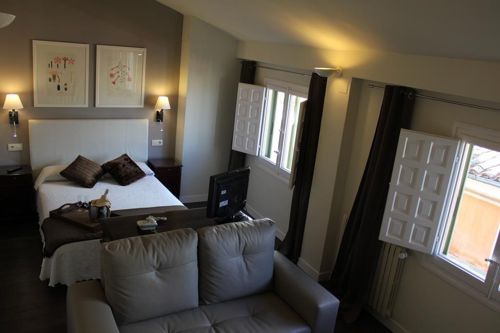 Hotel Leonor De Aquitania Cuenca  Room photo